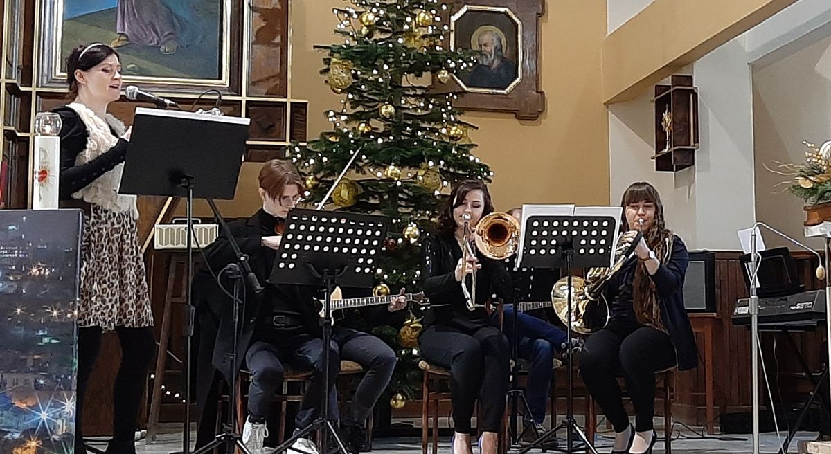 Koncert kolęd i pastorałek z zespołem Abeamus